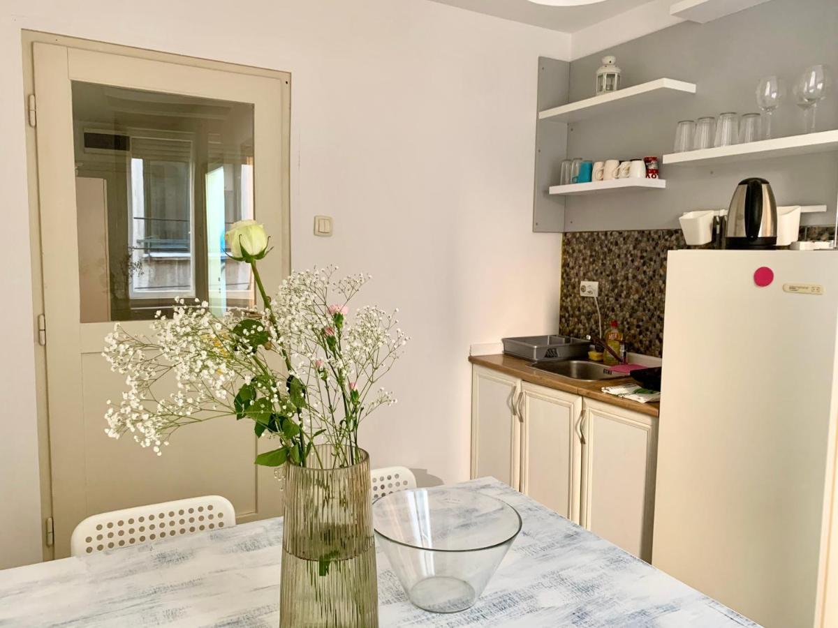 Star Apartment 2 Beograd Ngoại thất bức ảnh